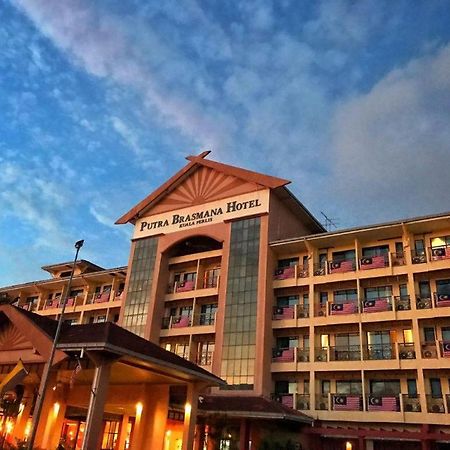 Putra Brasmana Hotel Kuala Perlis Bagian luar foto