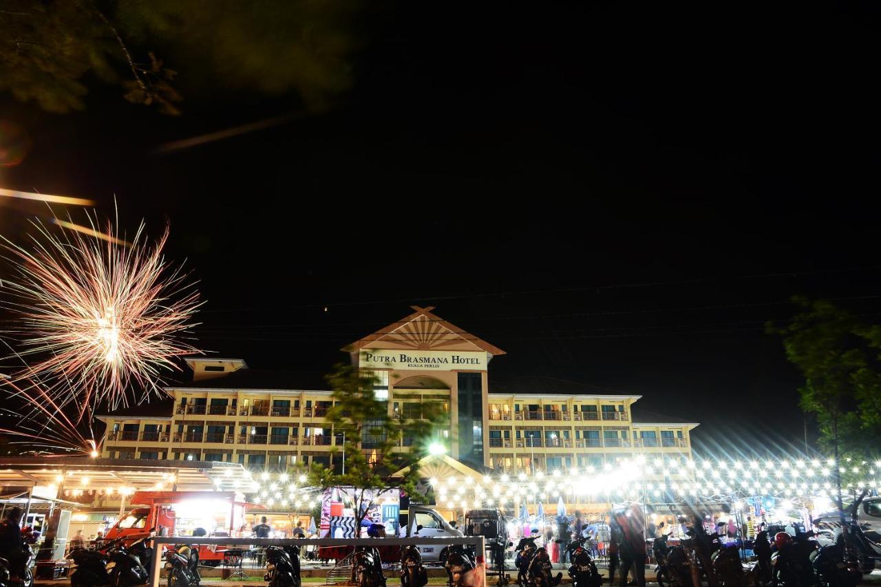 Putra Brasmana Hotel Kuala Perlis Bagian luar foto