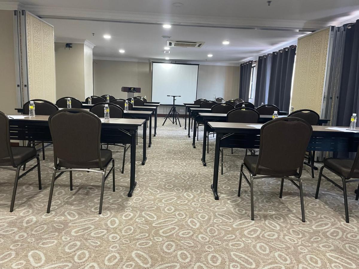 Putra Brasmana Hotel Kuala Perlis Bagian luar foto