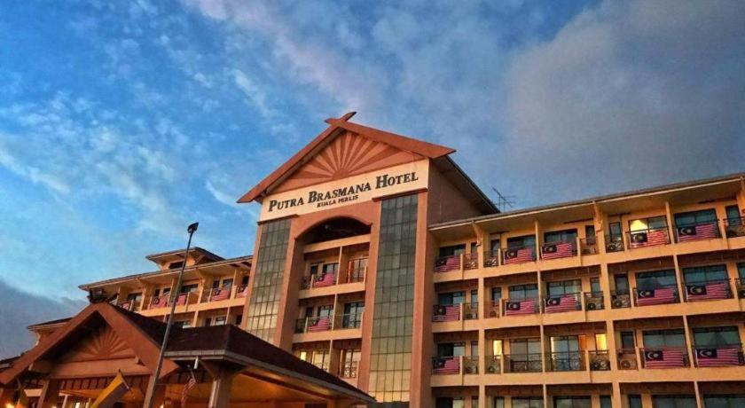 Putra Brasmana Hotel Kuala Perlis Bagian luar foto