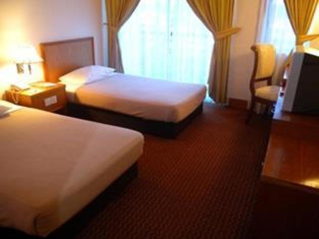 Putra Brasmana Hotel Kuala Perlis Bagian luar foto