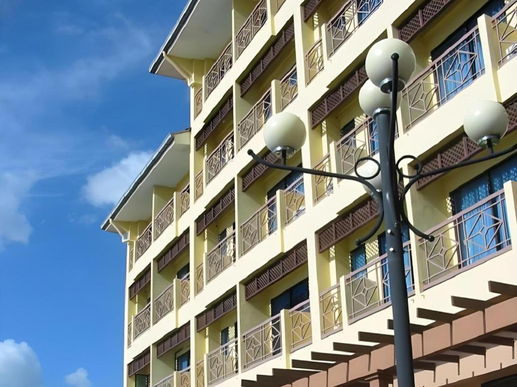 Putra Brasmana Hotel Kuala Perlis Bagian luar foto